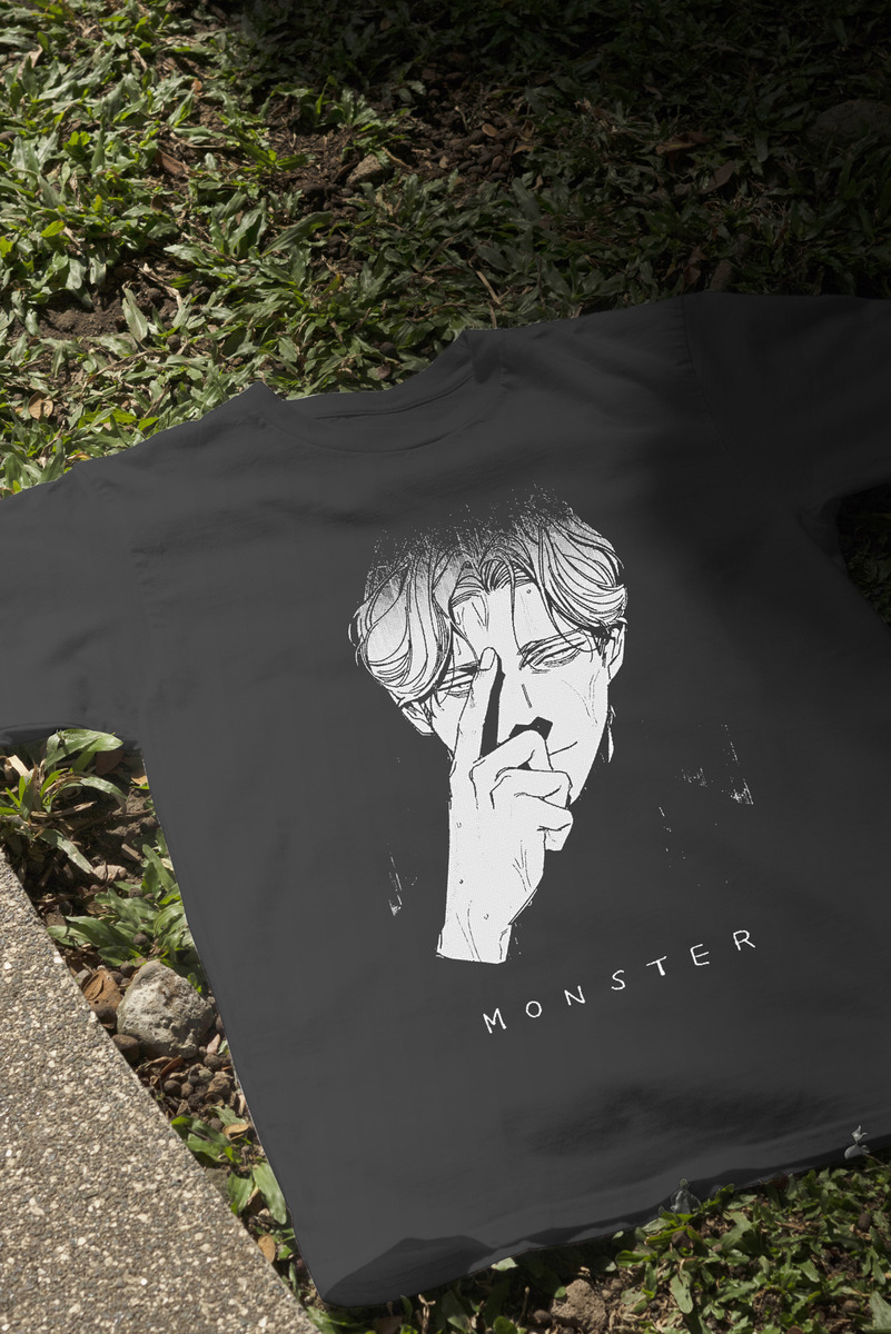 Remera: Monster Anime Johan Liebert Memoestampados - Imagen 3