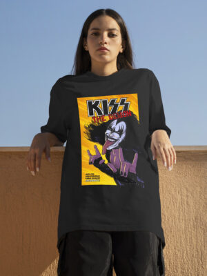 Remera: Kiss The Demon Memoestampados