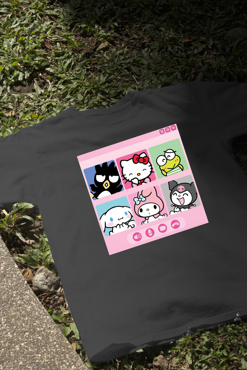 Remera: Hello Kitty Y Sus Amigos Memoestampados - Imagen 3