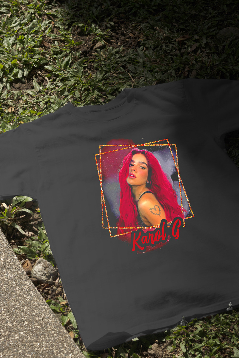 Remera: Karol G 01 Memoestampados - Imagen 4