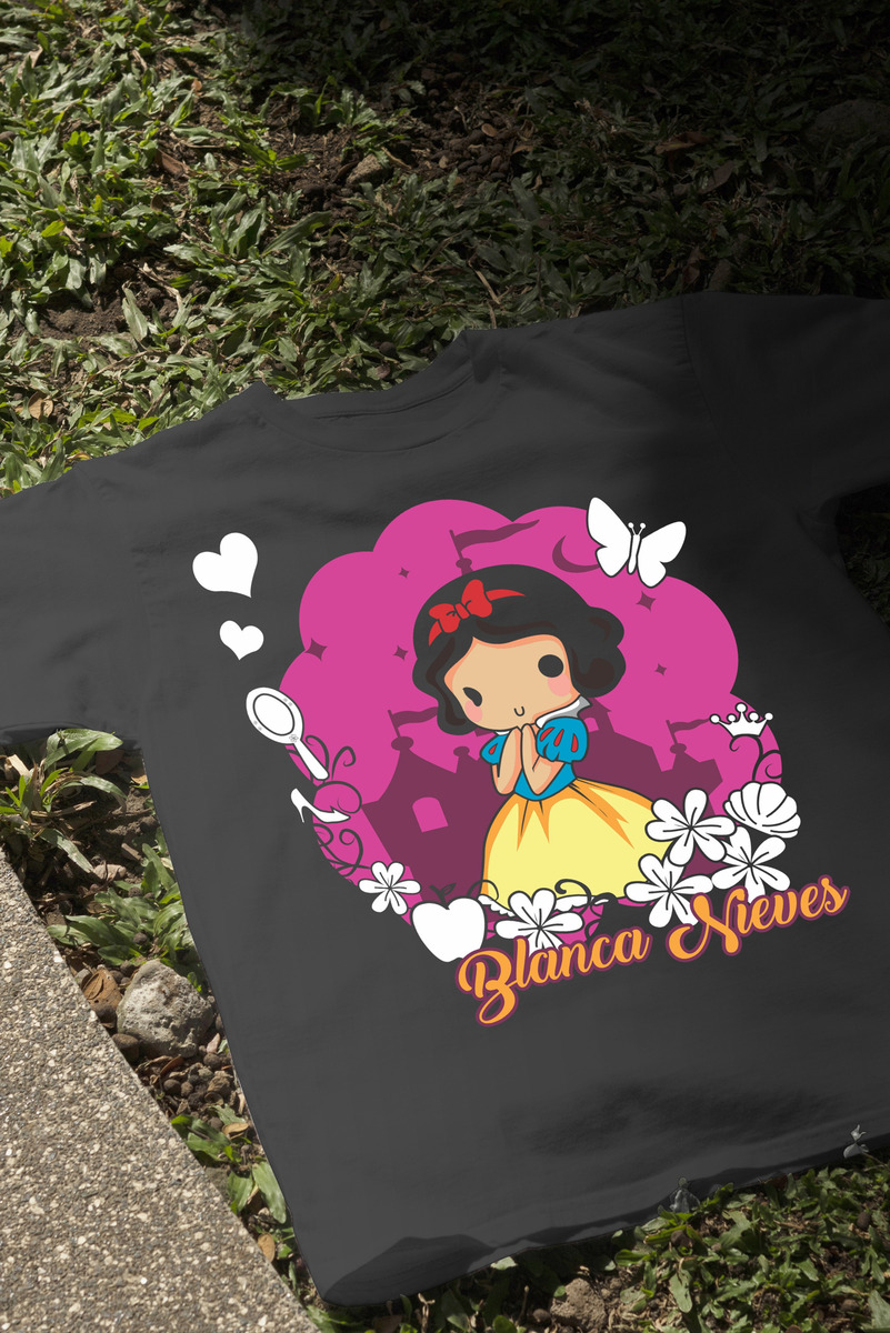 Remera: Blanca Nieves Chibis Memoestampados - Imagen 3