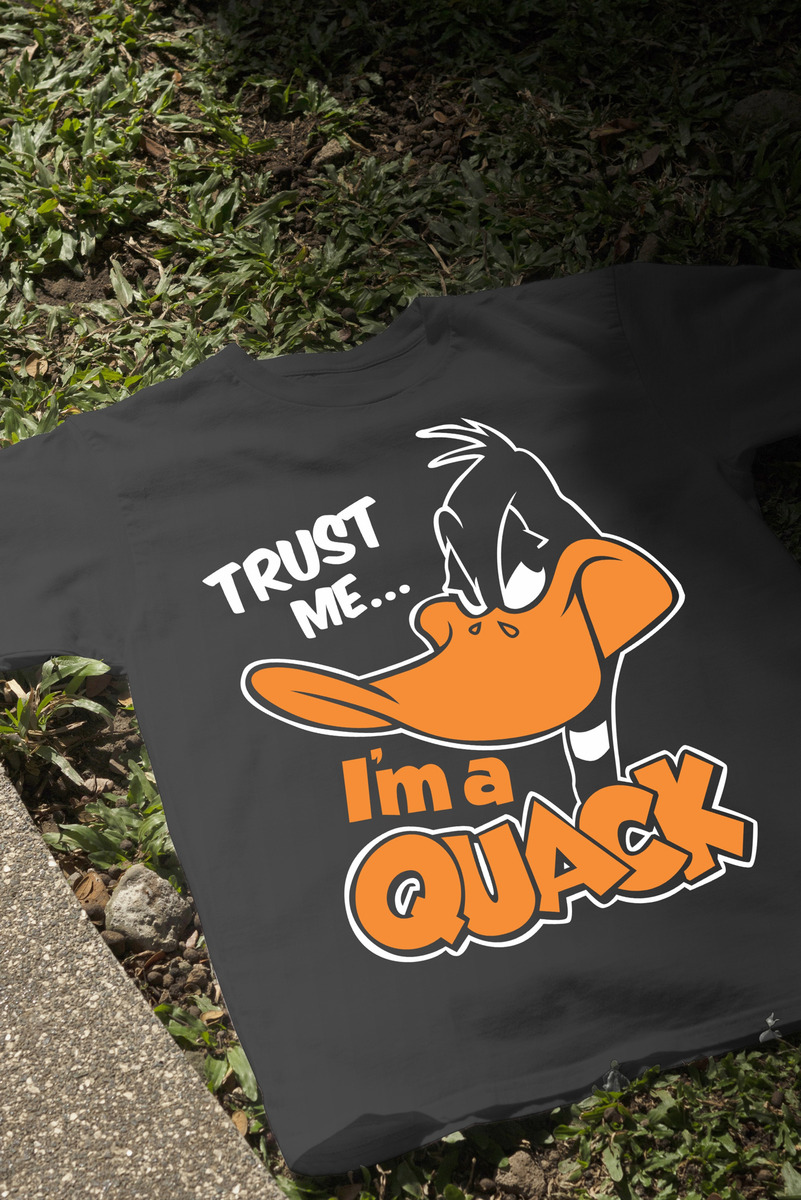 Remera: Trust Me Pato Lucas Memoestampados - Imagen 4