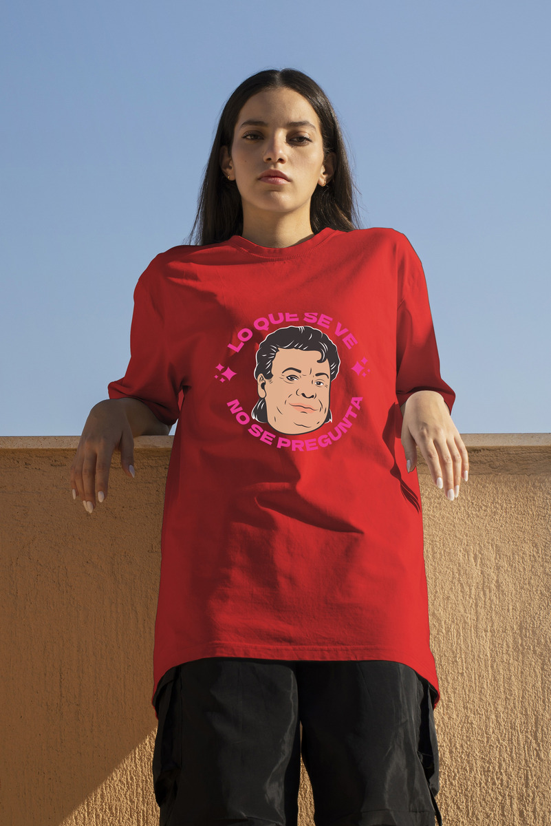 Remera: Lo Que Se Ve No Se Pregunta Memoestampados - Imagen 17