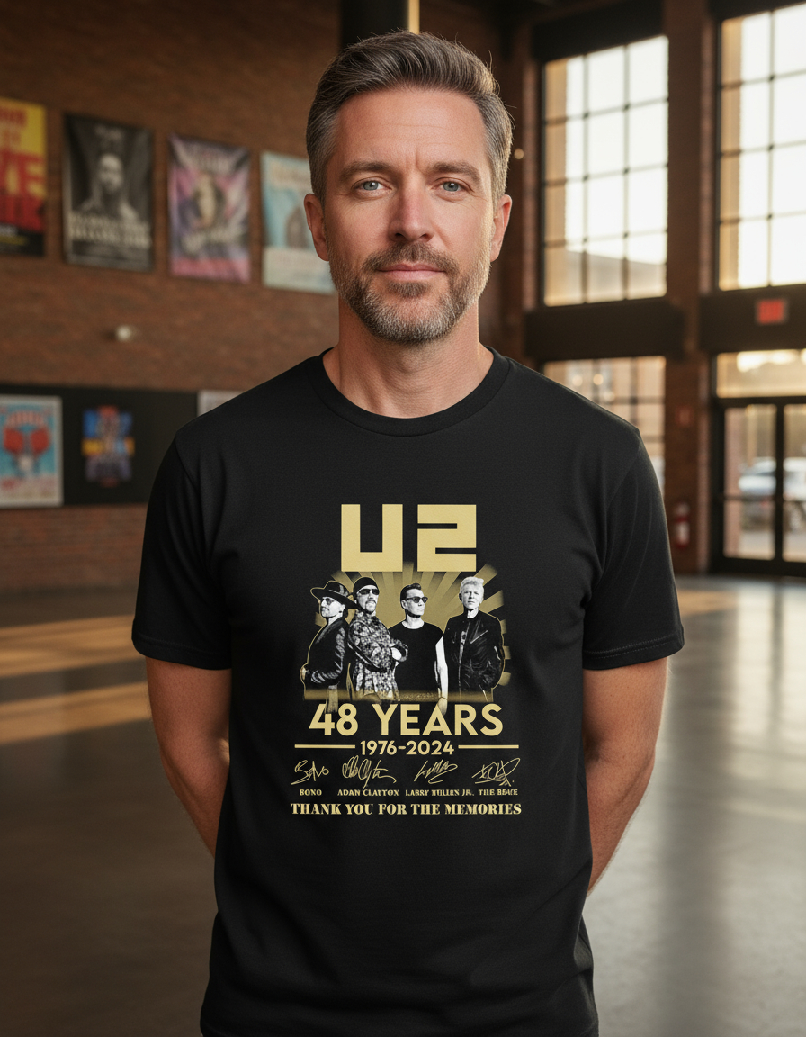 Remera: U2 48 Years Memoestampados