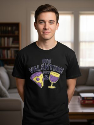 Remera: No Valentine Memoestampados
