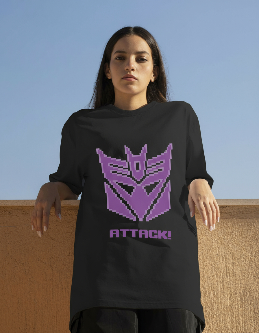 Remera: Transformers Attack Memoestampados