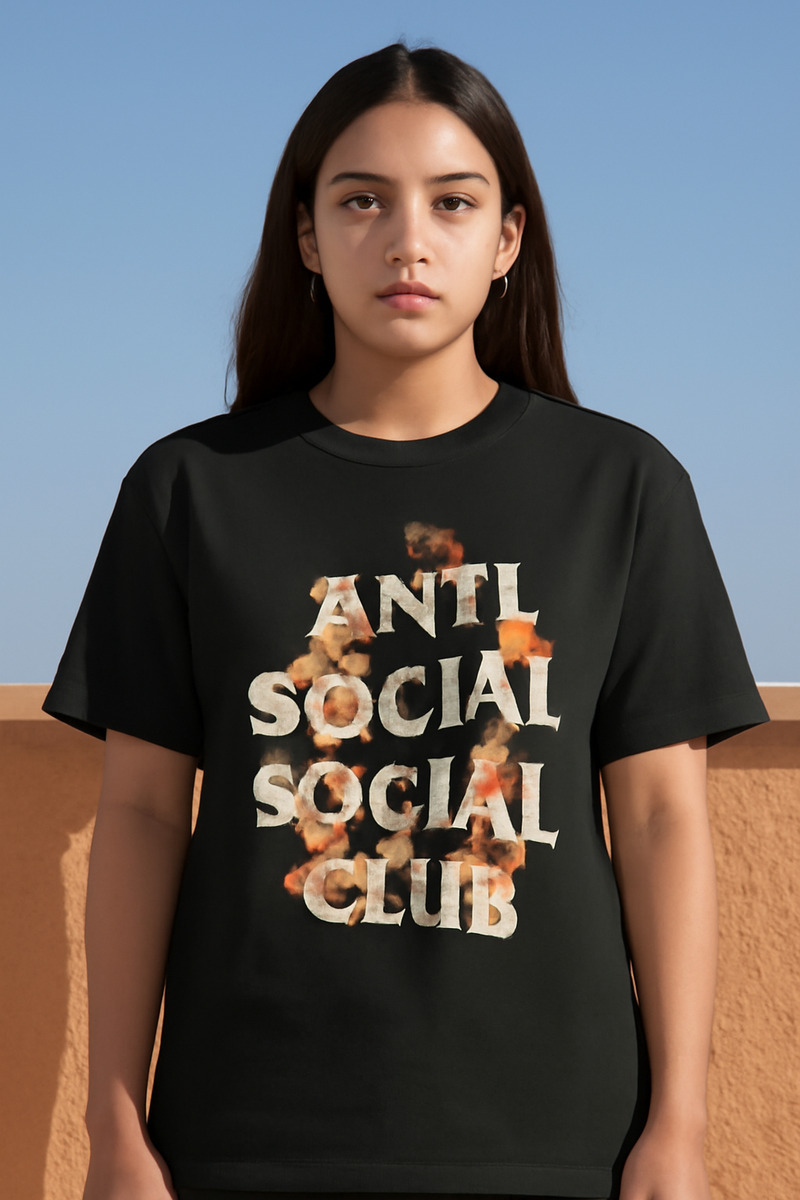 Remera: Antisocial Naranja Memoestampados