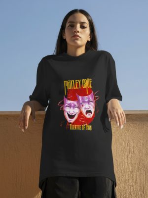 Remera: Motley Cure Memoestampados