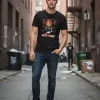 D_722494-MLU108411087254_032026-O.jpg Remera: Chucky 01 Memoestampados