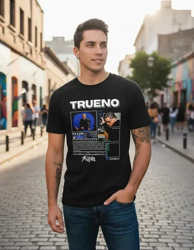 D_780366-MLU109118017847_032026-O.jpg Remera: Trueno 02