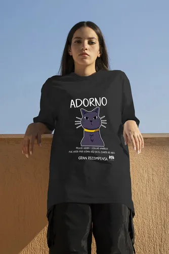 D_812924-MLU100585549440_122025-O.jpg Remera: Cuarteto De Nos Adorno