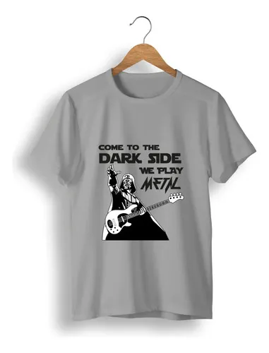 Remera: Dark Side We Play Metal Memoestampados