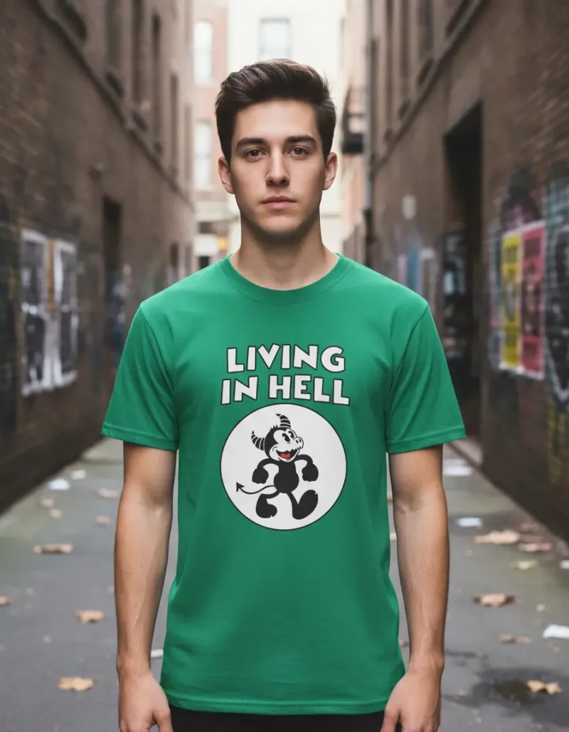 Remera: Living In Hell Memoestampados