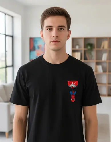 D_938656-MLU100473890816_122025-O.jpg Remera: Spiderman Bolsillo Memoestampados